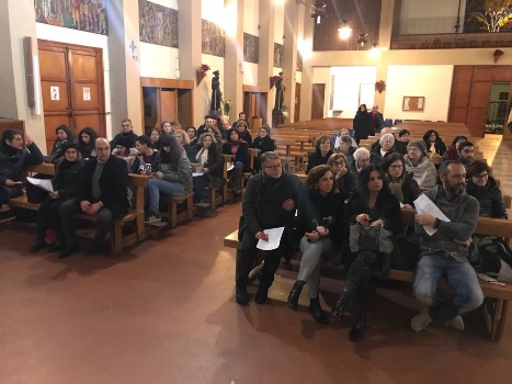 tutti insieme ci siamo preparati all’evento con un momento di preghiera